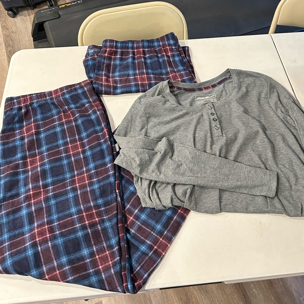 Eddie Bauer Pajama Set